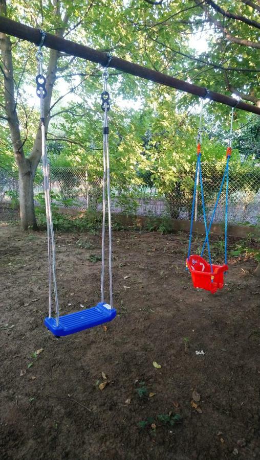 Gyuemoelcsoeskert Szallashely Debrecen Dış mekan fotoğraf